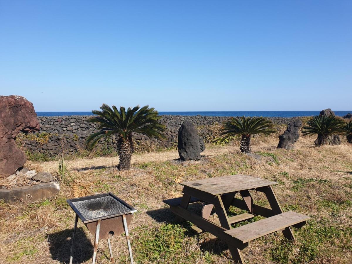 Castle Pool Resort Jeju Buitenkant foto